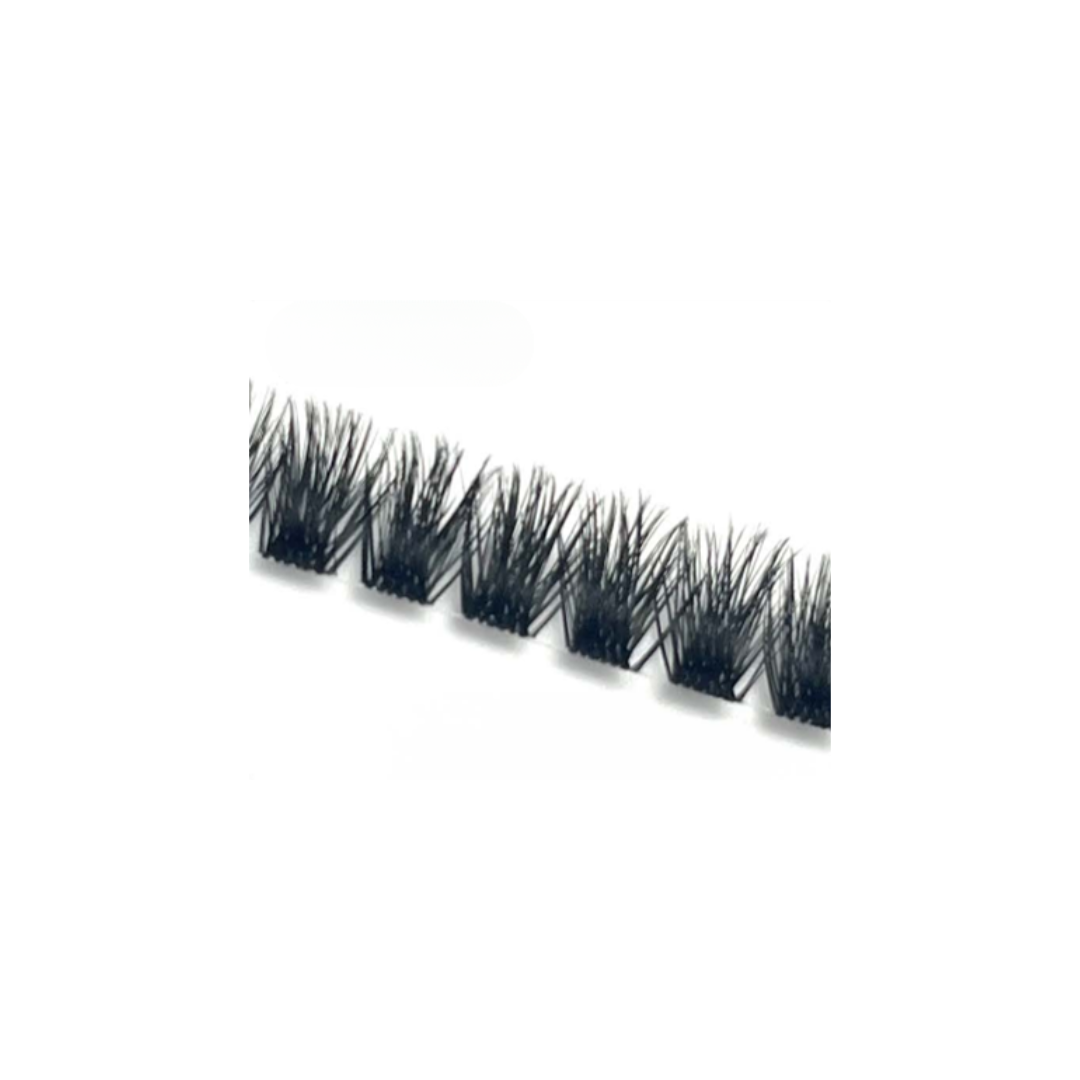 Velvet Vixen | Multi-length Lush Lashes Clusters | DIY Wimper Extensions