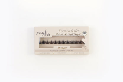 NIEUW✨| MYSTIQUE Press On Lashes – Zelfklevende Wimpers | Volume pre glued press on lashes