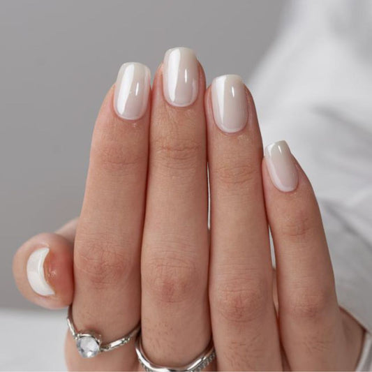 Glazed Pearl | Press on nails