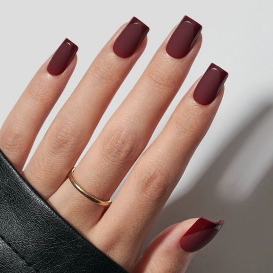Velvet Plum | Press on nails