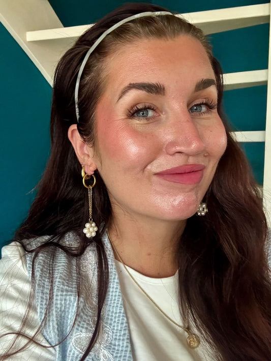 dominque met mocha muse bruine press on lashes
